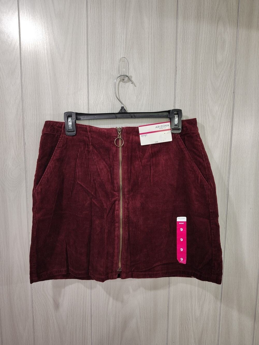 Women's Corduroy Skirt Size 9 NWT Autumn Burgundy School Night Out Club Wear